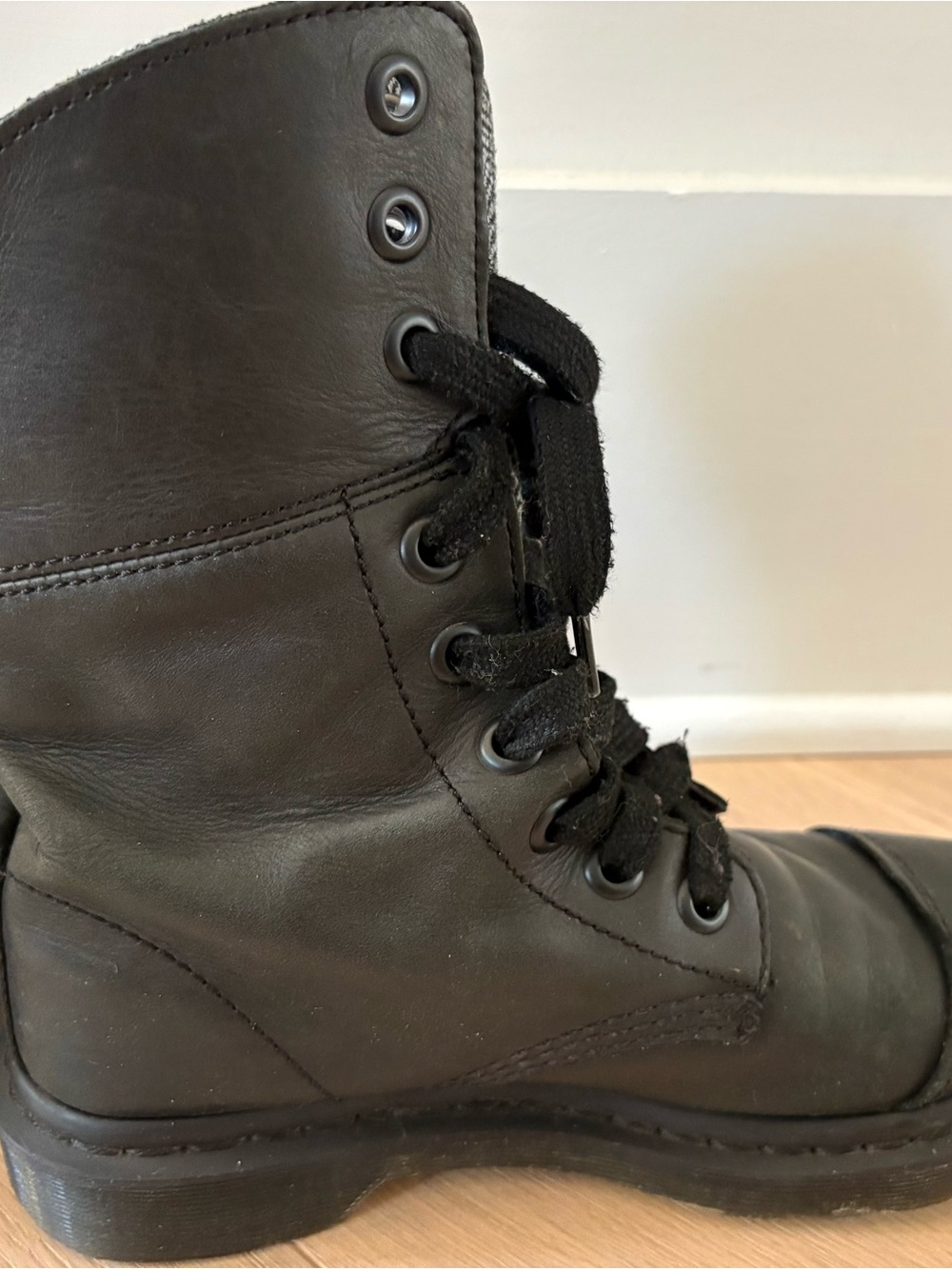 Dr Martens Aimilita W Size 7 Black Leather Fold Down Boots Herringbone - Picture 5 of 13